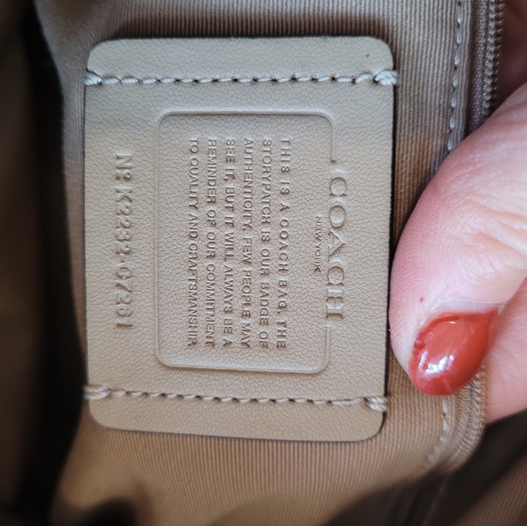 COACH "Kacey" HANDBAG CLASSIC LOGO TOTE SATCHEL PURSE PERFECT SIZE GOLD - Picture 8 of 9